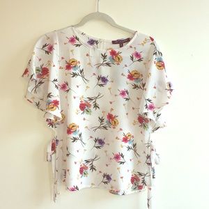 Open sided floral summer blouse